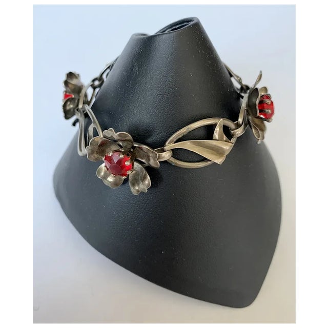 Silver Mid 20th Century Sterling Floral Link Bracelet For Sale - Image 8 of 11