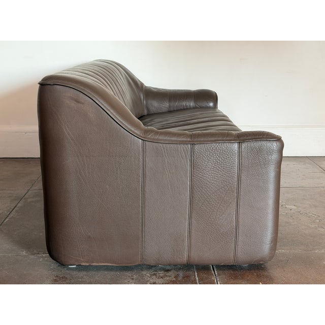 Animal Skin 1980’s Buffalo Leather Ds-44 Attributed to DeSede Sofa For Sale - Image 7 of 16