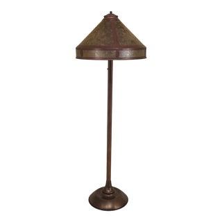 1990s Vintage Arts & Crafts Copper Finish Floor Lamp For Sale