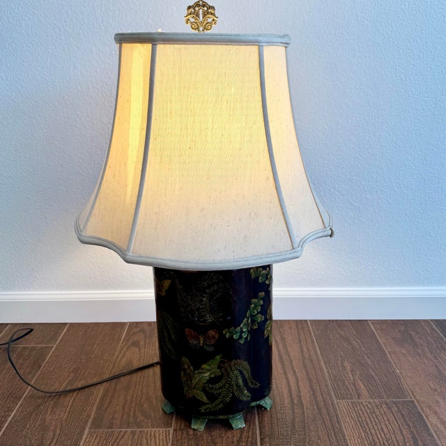 Gorgeous Bradburn Gallery Midnight Fern Table Lamp W Butterflies Vintage Style For Sale - Image 4 of 12