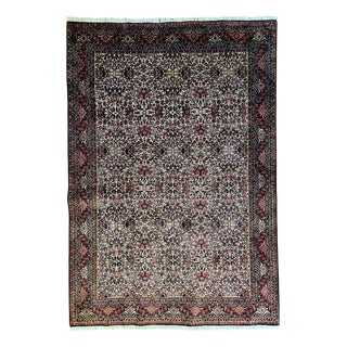 Middle Eastern Rug in Pure Wool For Sale