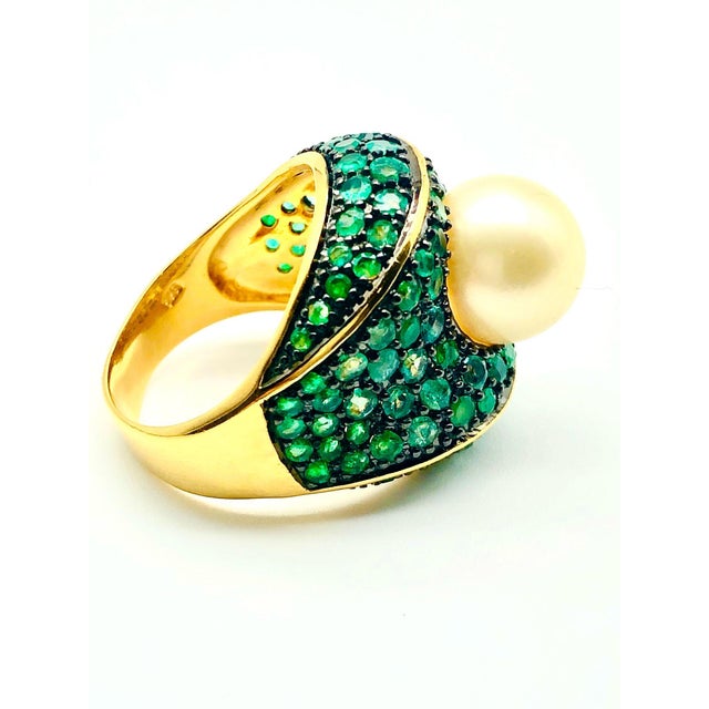 Bochic "Orient" Natural Emerald & South Sea Pearl Ring Set In 18K Gold & Silver For Sale - Image 18 of 18