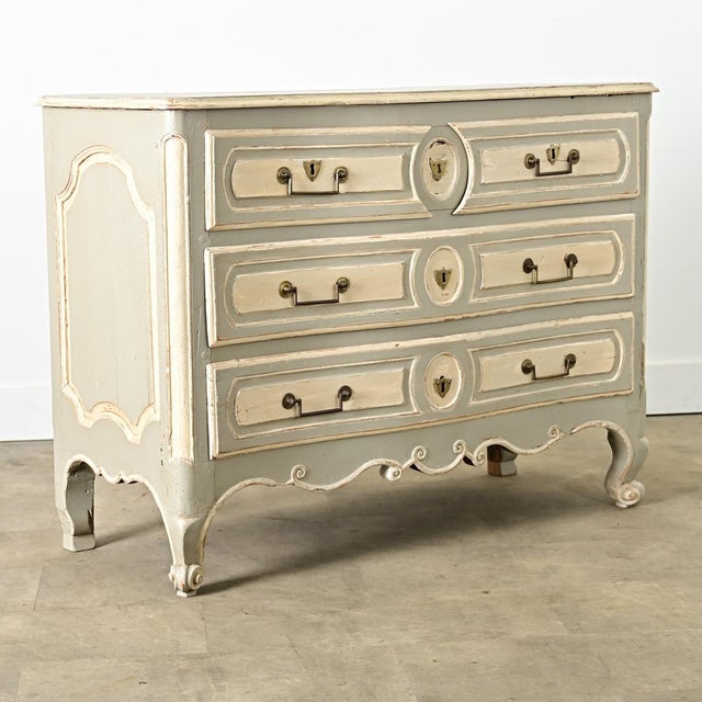 French Louis XV Period 18th Century Hand Carved & Painted Commode For Sale - Image 14 of 14