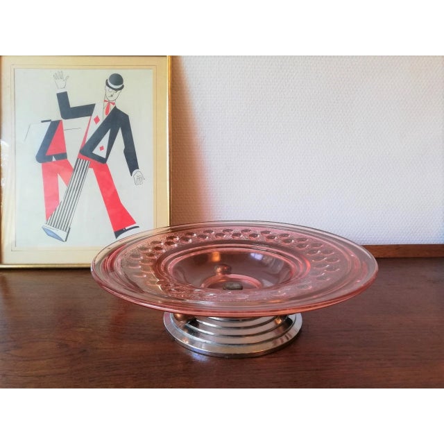 1930s Art Déco Fruit Bowl with Metal base and pink glass plate For Sale In Miami - Image 6 of 8