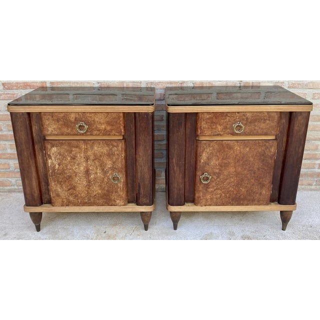 Italian Walnut and Beech Wood Nightstands with Black Glass, 1940s, Set of 2 For Sale - Image 16 of 16