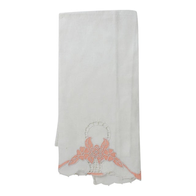 Vintage Hand Applique Peach Flower Basket Hand or Tea Towel For Sale