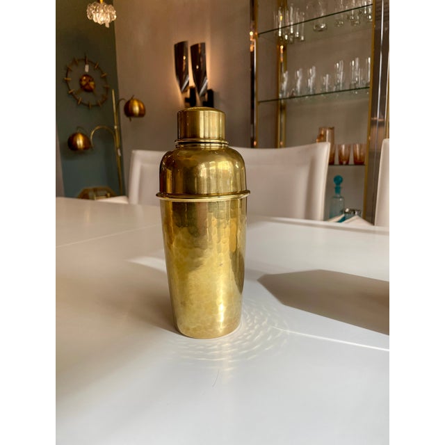 MCM Brass Cocktail Shaker in Hammered Finish, 1950s For Sale - Image 10 of 13
