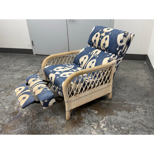 Bradington Young Circa 1990's Bradington Young 4147 High-Lounger Recliner For Sale - Image 4 of 12