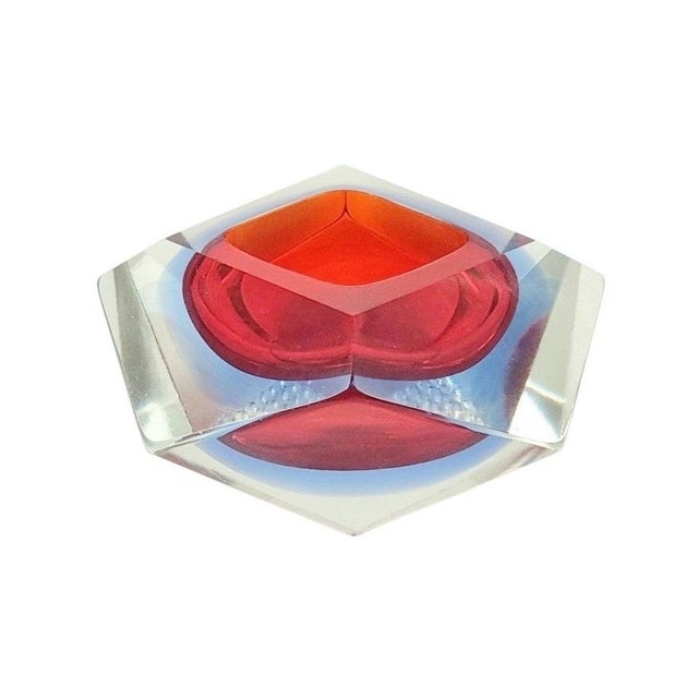Glass Diamond-Shaped Murano Faceted Glass Sommerso Catch-All by Flavio Poli for Seguso, Italy, 1960s/1970s For Sale - Image 7 of 7