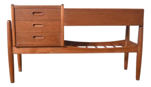 Mid 20th Century Arne Wahl Iversen Model 36 Planter / Hallway Chest in Teak #2