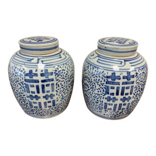 20th Century Pair of Chinoiserie Ginger Jars For Sale