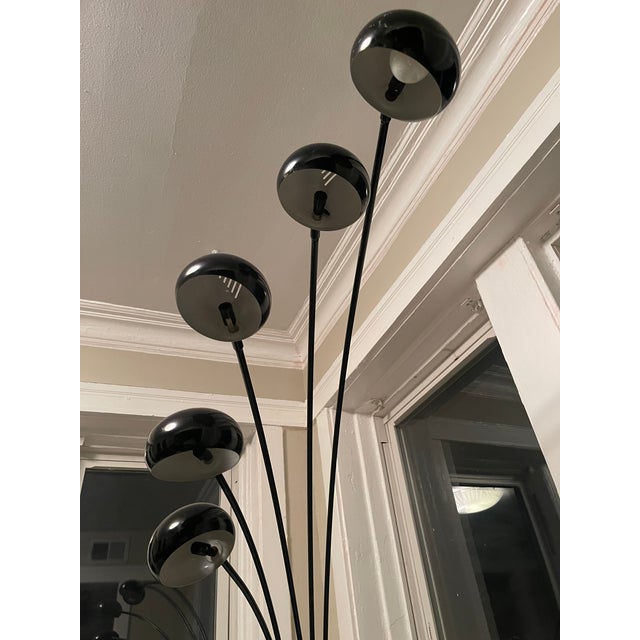 I Guzzini 1970s Five Arms Arc Floor Lamp in Black Metal and Marble For Sale - Image 4 of 6