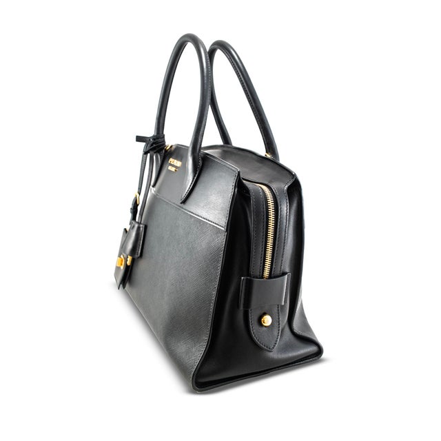 Modern Prada Saffiano City Black Gold Hardware Leather Structured Tote Bag For Sale - Image 3 of 12