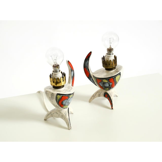 Mid-Century Modern Italian Hand-Painted Ceramic Table Lamps, 1950s, Set of 2 For Sale - Image 4 of 18