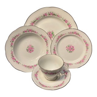 1970s Vintage Yong Sheng Pink Floral China 5-Peice Place Setting For Sale