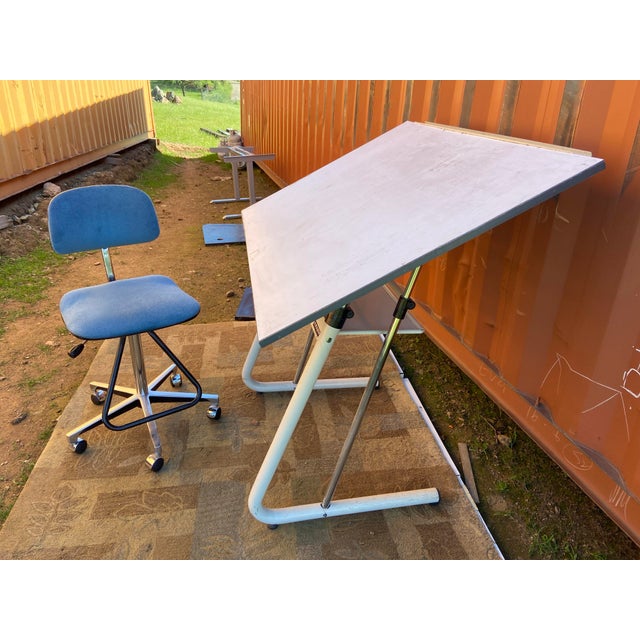 1990s Vintage Neolt Leonar Italian Drafting Table With Drafting Chair