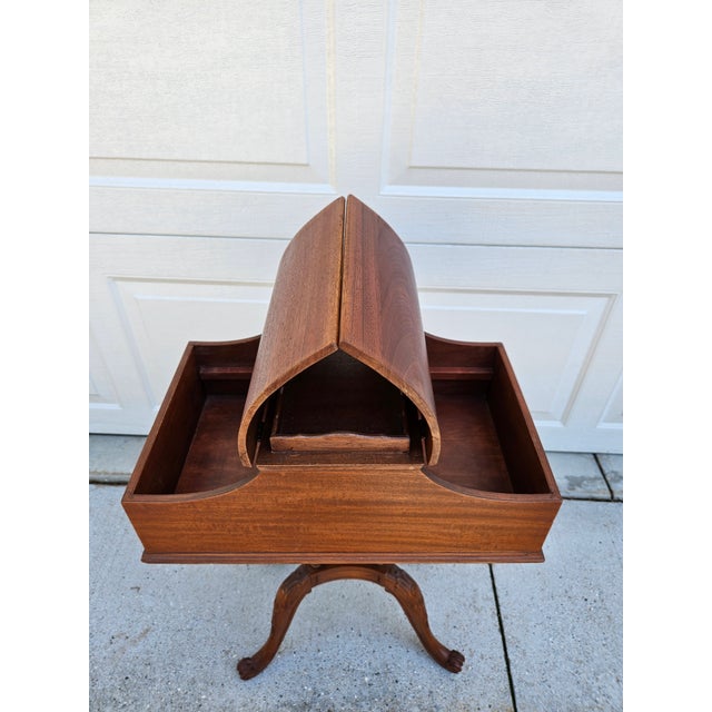 Victorian Mahogany Tea Poy Flip Top Side Table With Interior Storage For Sale - Image 3 of 15