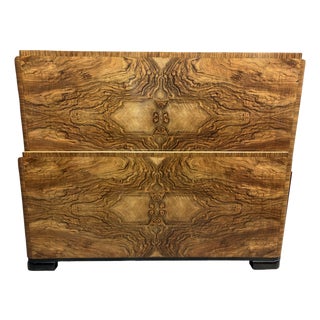 Art Deco Double Bed in Figured Walnut, 1930s For Sale