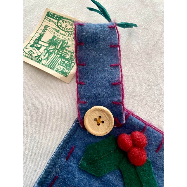 Vintage Crazy Mountain Imports "Porch & Parlour" Felt Christmas Stocking - Primitive Folk Art Santa, Reindeer & Bear Excellent Condition For Sale - Image 10 of 13