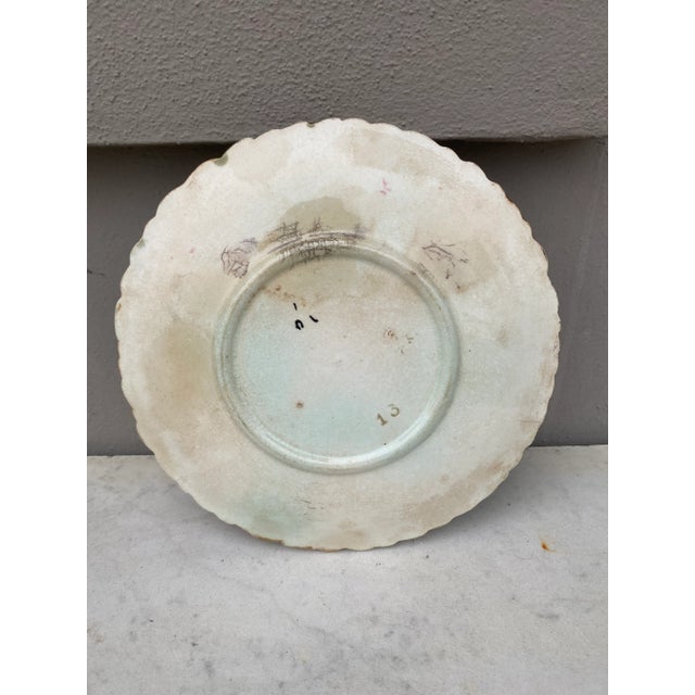 Orchies Majolica Strawberries Plate Orchies, Circa 1890. For Sale - Image 4 of 5