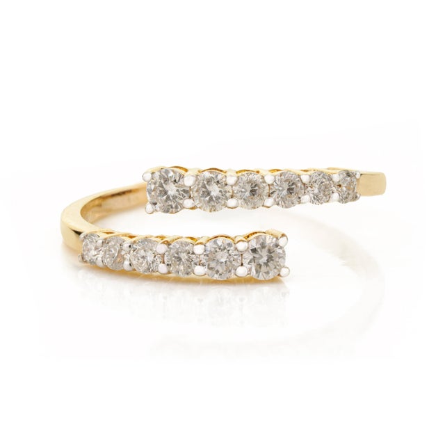 18k Yellow Gold Open Wrap Round Brilliant Diamond Bypass Ring Size 8 For Sale - Image 4 of 14