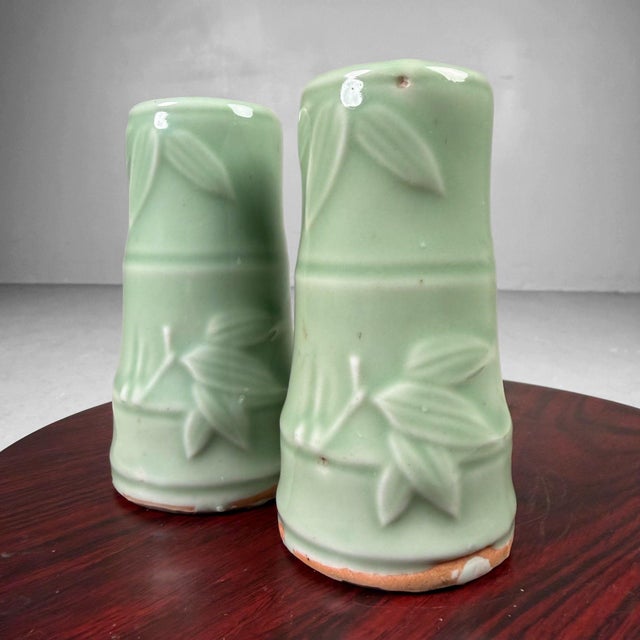 Small Vintage Japanese Celadon Ikebana Vases with Bamboo Relief, 1940s, Set of 2 For Sale - Image 4 of 9