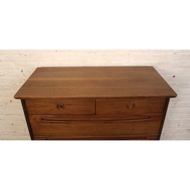 Wood Mid 20th Century Six Drawer Walnut Highboy by American of Martinsville For Sale - Image 7 of 14