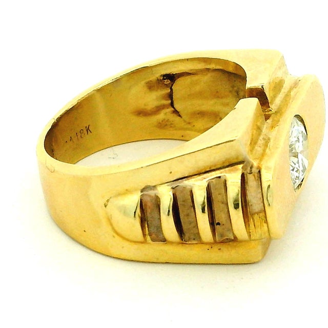 Modern Vintage Modernist 18k Gold Architectural Diamond Ring, Size 8 For Sale - Image 3 of 12