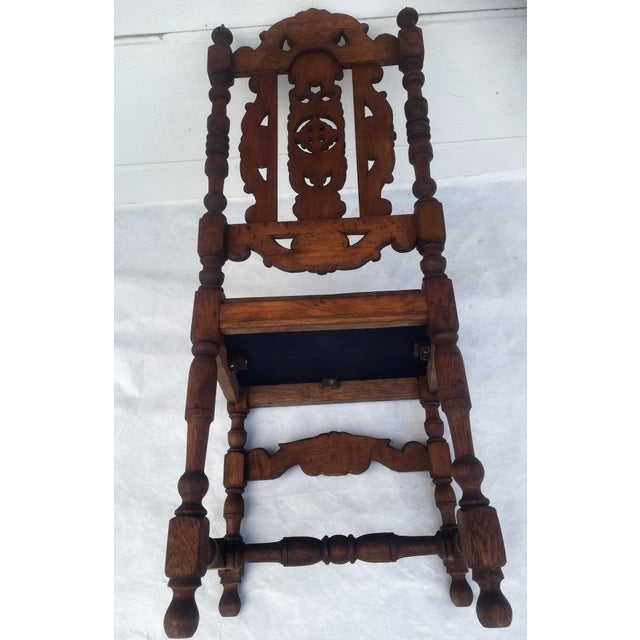 19th Century Neo-Renaissance Oak Chair For Sale - Image 5 of 18