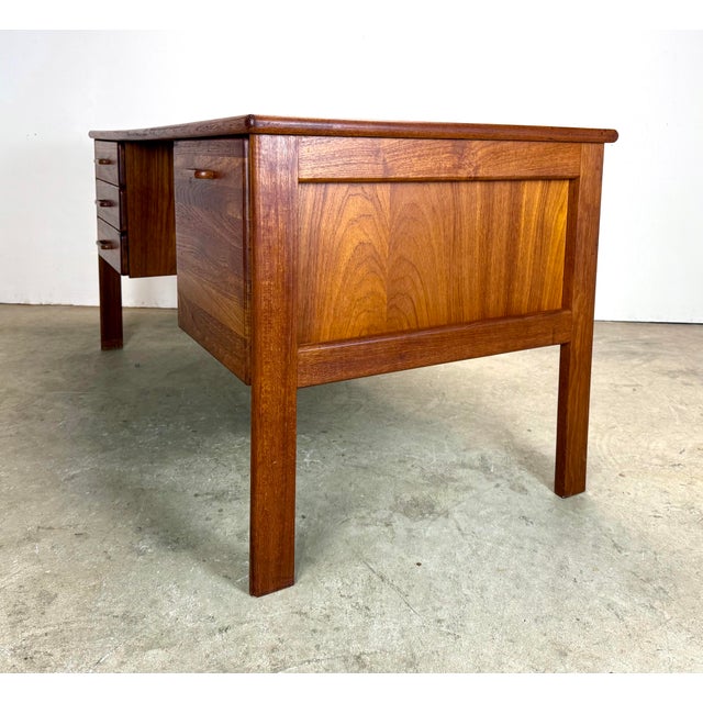 1970’s Mid Century Danish Modern Teak Desk by Vi-Ma Mobler For Sale - Image 10 of 12