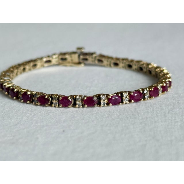 Cartier Vintage 1980s 14k Yellow Gold Ruby & Diamond Tennis Bracelet For Sale - Image 4 of 11