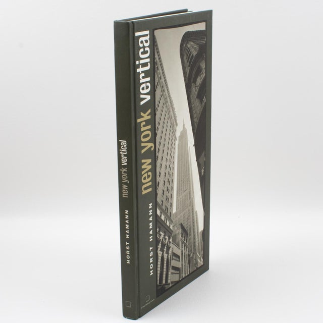 English New York Vertical, Photographs Book by Horst Hamann, 2000 For Sale - Image 3 of 8