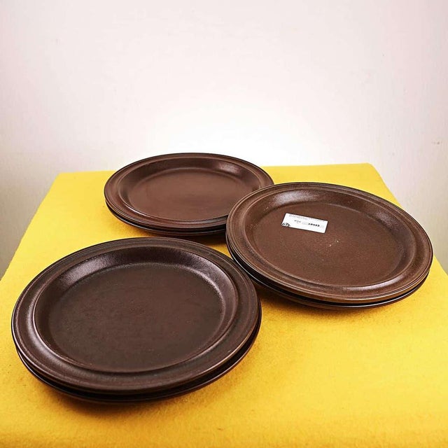 Set of 6 gresline ceramic dinner plates from the 1960s, Franco Pozzi Height: 2.4 Diameter: 25.5 This piece is attributed...