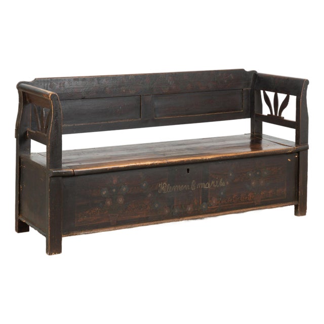 Original Hand-Painted Hungarian Pine Folk Art Storage Bench Circa 1890-1920 For Sale