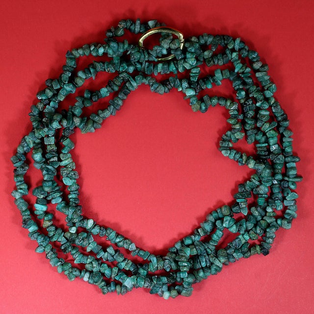 Aria Jewelry Design 34-Inch Emerald Chip Beaded Necklaces, New For Sale - Image 4 of 5