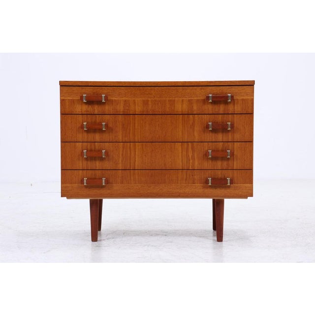 Vintage Chest of Drawers in Teak For Sale - Image 3 of 13