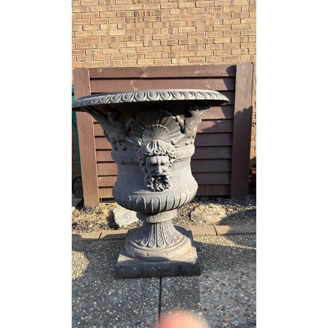 No matter the scope of your garden and landscape, urns are an opulent way to enhance your space. In the height of culture...