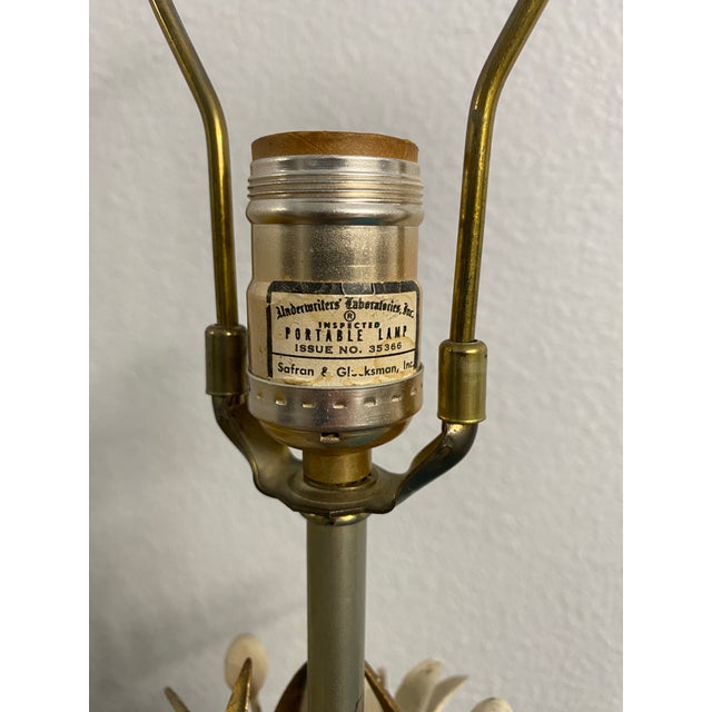 Gold 1960s Safran & Glucksman Italian Hollywood Regency Tole Table Lamp & Shade Gold & Beige For Sale - Image 8 of 11