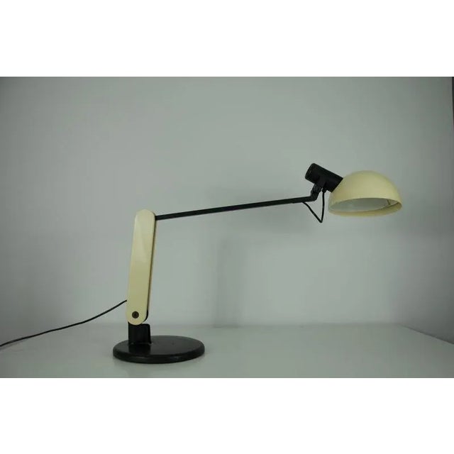 Praxi Table Lamp attributed to Bruno Gecchelin for Guzzini, Italy, 1983 For Sale - Image 6 of 14