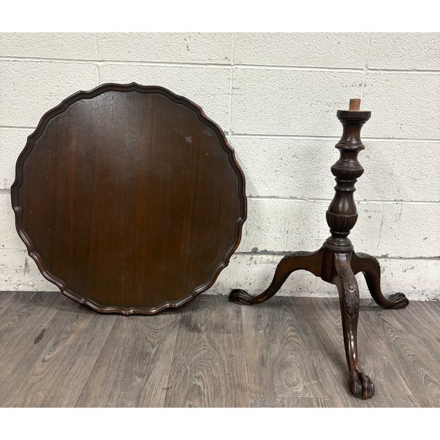 Wood Vintage Chippendale Style Pie Crust Top Tripod Tea Table Side Table For Sale - Image 7 of 7