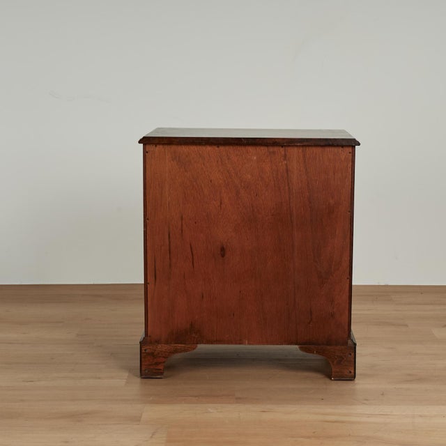 Vintage Pair of Chippendale Style Stands by Biggs For Sale - Image 18 of 18