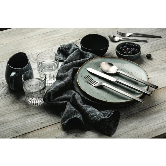 Made in Italy with the highest quality of 18/10 stainless steel, 4,0 mm thick, very durable, ergonomic. Knives have double...