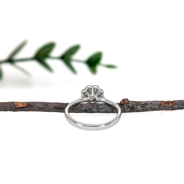 Flower Power Natural Color Changing Alexandrite Ring in Solid 14k Gold, 4.5mm, Size 6.75 For Sale - Image 11 of 12
