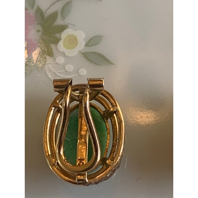 1950s Vintage 14k Gold Oval Jade Cabochon Earrings, A Pair For Sale - Image 5 of 8