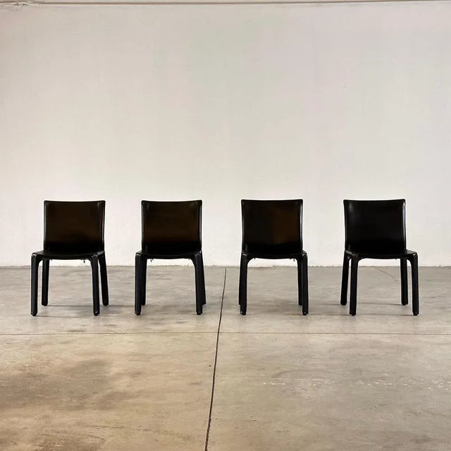Cassina Black Leather Cab 412 Chairs attributed to Mario Bellini for Cassina, 1970s, Set of 4 For Sale - Image 4 of 8
