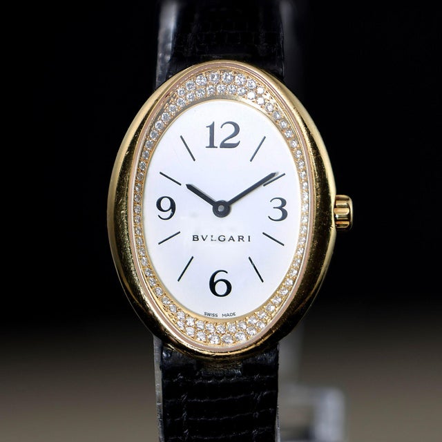 Bulgari Bvlgari Ovale Ov32g Factory Diamond Bezel 18k Yellow Gold Watch Circa 1990s For Sale - Image 4 of 14
