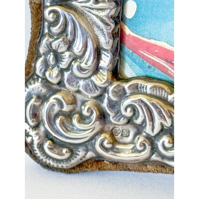 Victorian Pair of Vintage English Sterling Silver Repoussé Picture Frames, Velvet Back, 1987 For Sale - Image 3 of 17