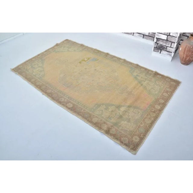 Tan Oushak Handmade Neutral Area Rug, 1960s For Sale - Image 8 of 11