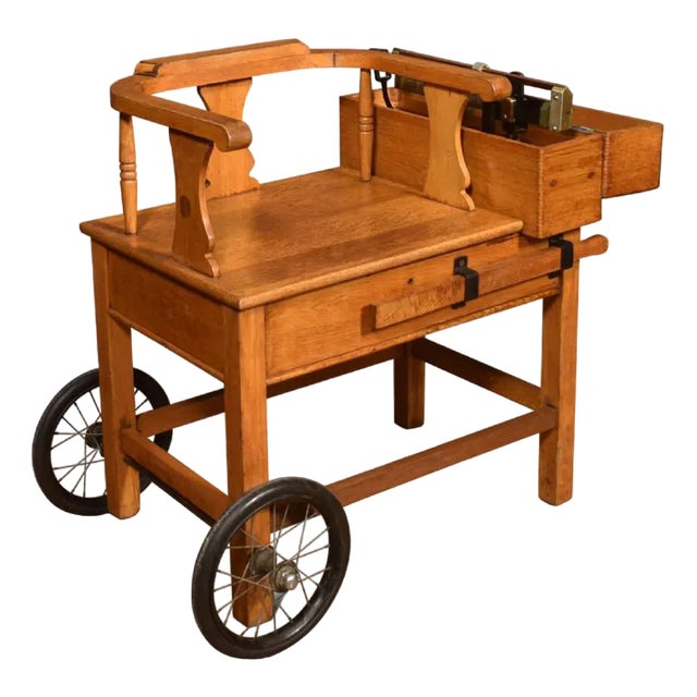 Vintage Oak Doctors Scales, 1890s, Set of 2 For Sale