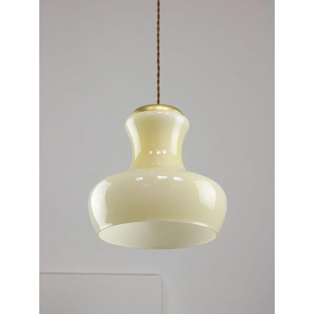 Mid-Century Modern Italian Brass and Yellow Glass Pendant Lamp For Sale - Image 13 of 16